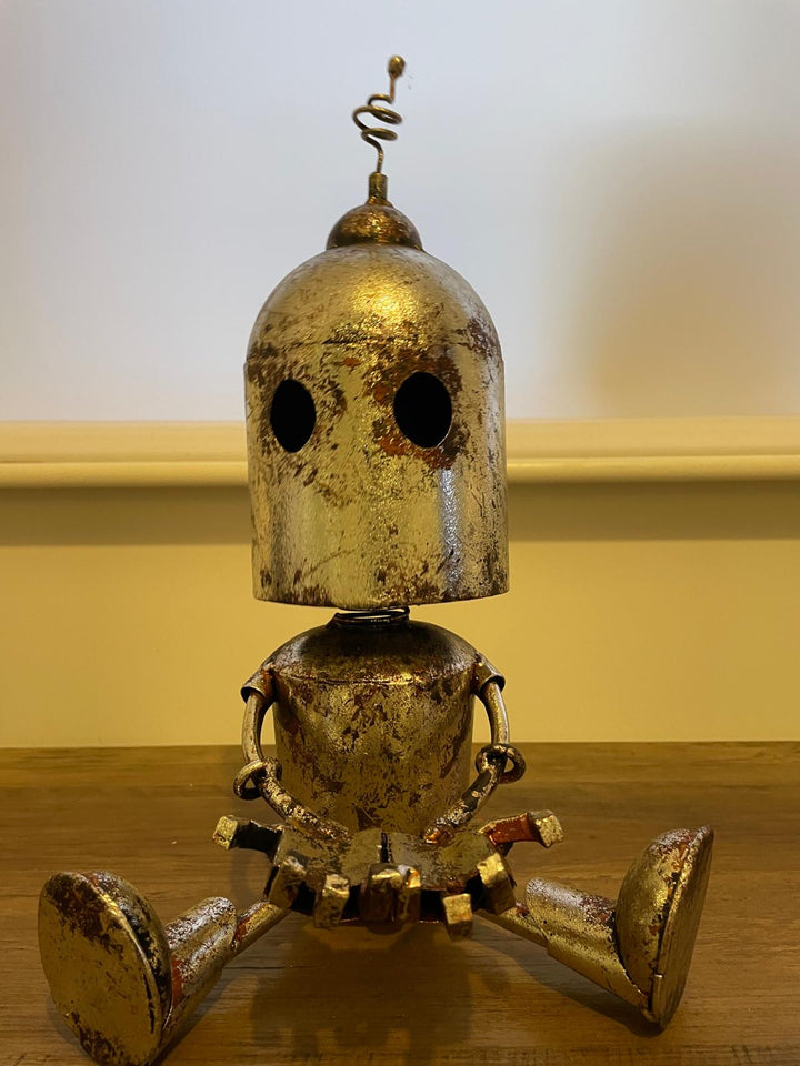 Rustic Silver Metal Robot Ornament Art Figure Wobbly Parts Sitting/Standing Decor