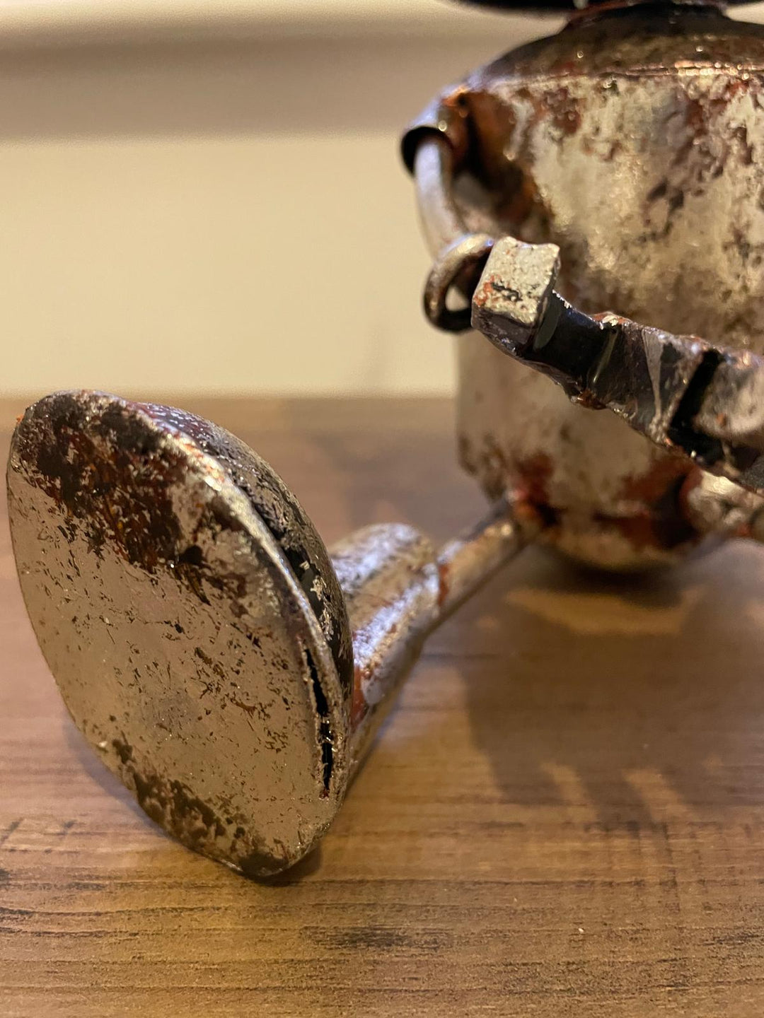 Rustic Silver Metal Robot Ornament Art Figure Wobbly Parts Sitting/Standing Decor