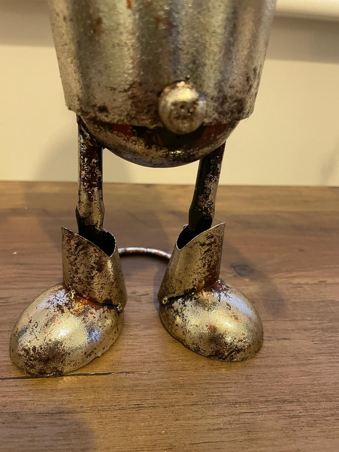 Rustic Silver Metal Robot Ornament Art Figure Wobbly Parts Sitting/Standing Decor