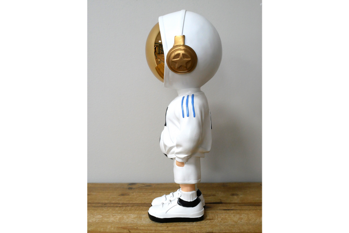 Blue or white Astronaut Soccer Figurine Resin #10 Footballer ornament Gold Helmet
