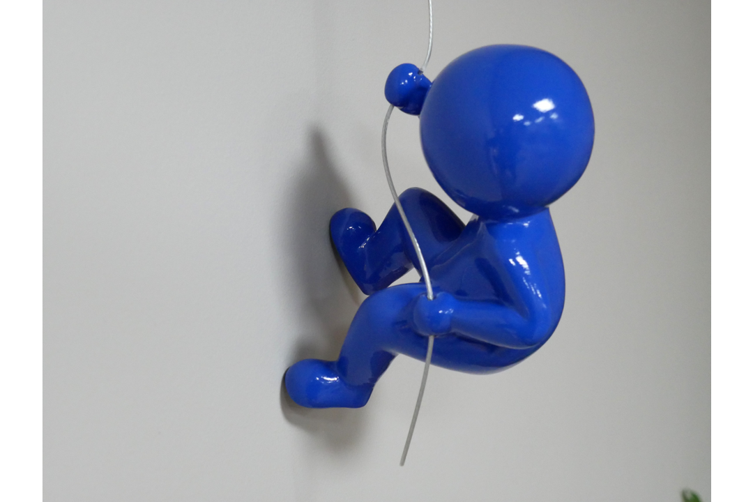 Abseiling Blue & Red Ball Head Ornament Hanging Figures
