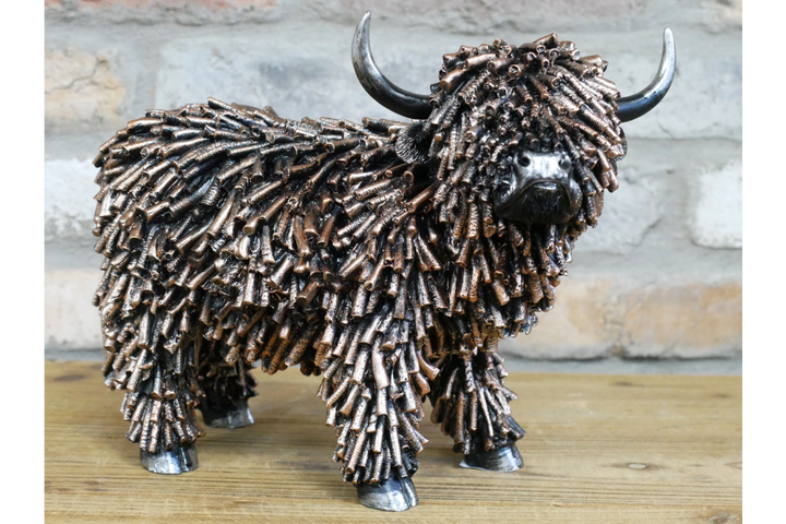 Bronze Highland Cow Resin Ornament with Coiled Effect Decorative Home Décor Accent