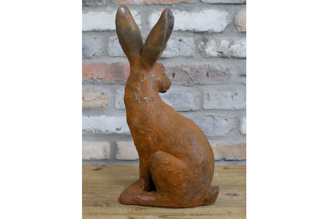 Rusty Cast Iron Rabbit Ornament | Decorative Garden & Home Sculpture