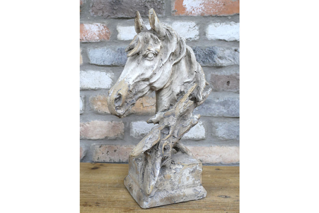 Rustic Horse Head Bust Sculpture MGO indoor/Outdoor Ornament free standing Decor