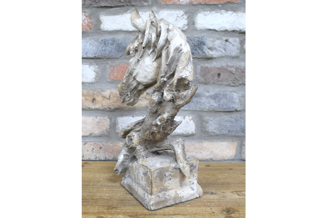 Rustic Horse Head Bust Sculpture MGO indoor/Outdoor Ornament free standing Decor