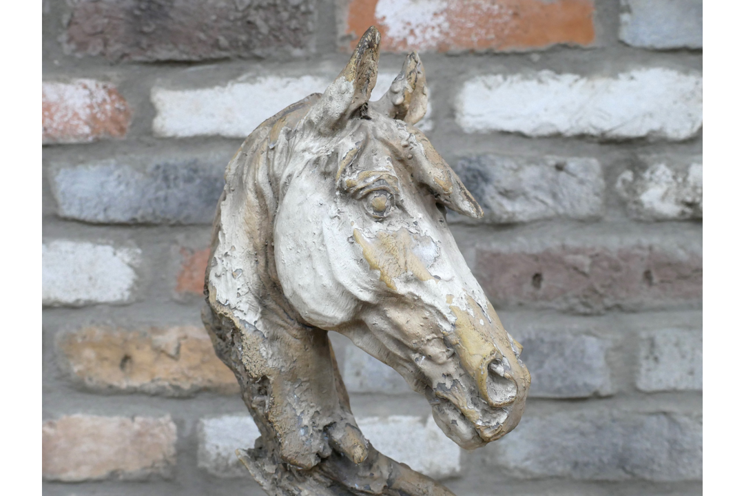Rustic Horse Head Bust Sculpture MGO indoor/Outdoor Ornament free standing Decor