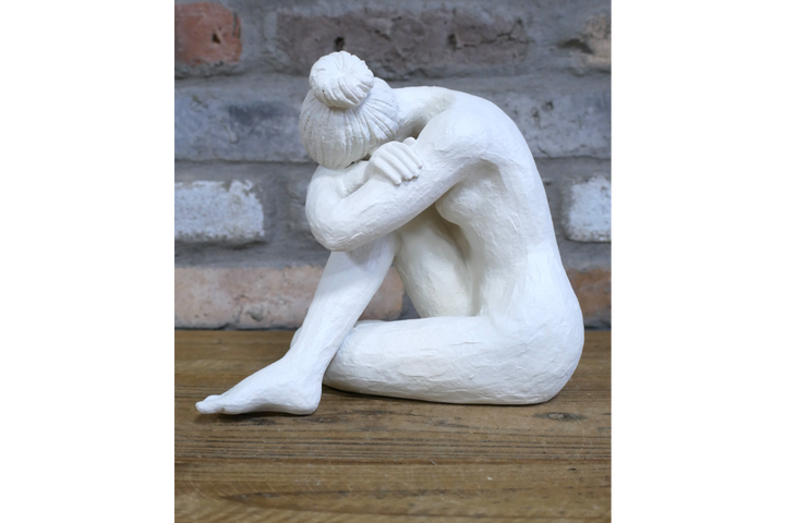 30cm White Sitting Lady Statue Figurine Elegant Home Décor Ornament Sculpture