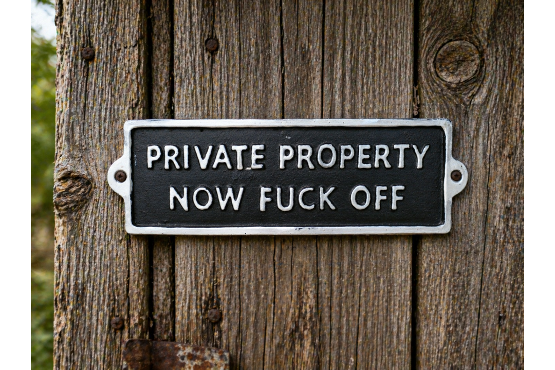 Funny Decorative Wall Signs – No Tres Pooping, Let Them Cook & Private Property