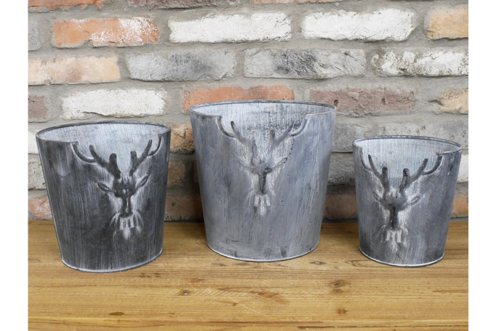 Set of 3 Stag Planters – Rustic Woodland Deer Garden Planter Set for Indoor & Outdoor Décor