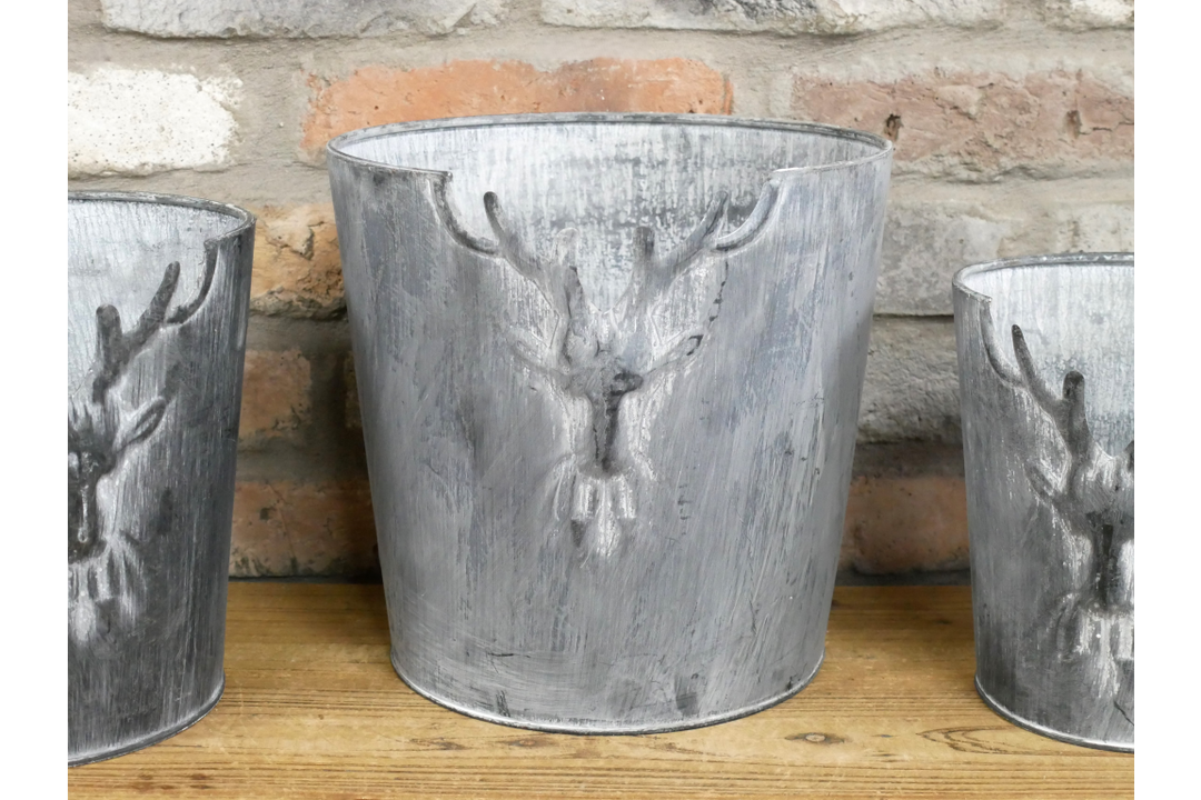 Set of 3 Stag Planters – Rustic Woodland Deer Garden Planter Set for Indoor & Outdoor Décor
