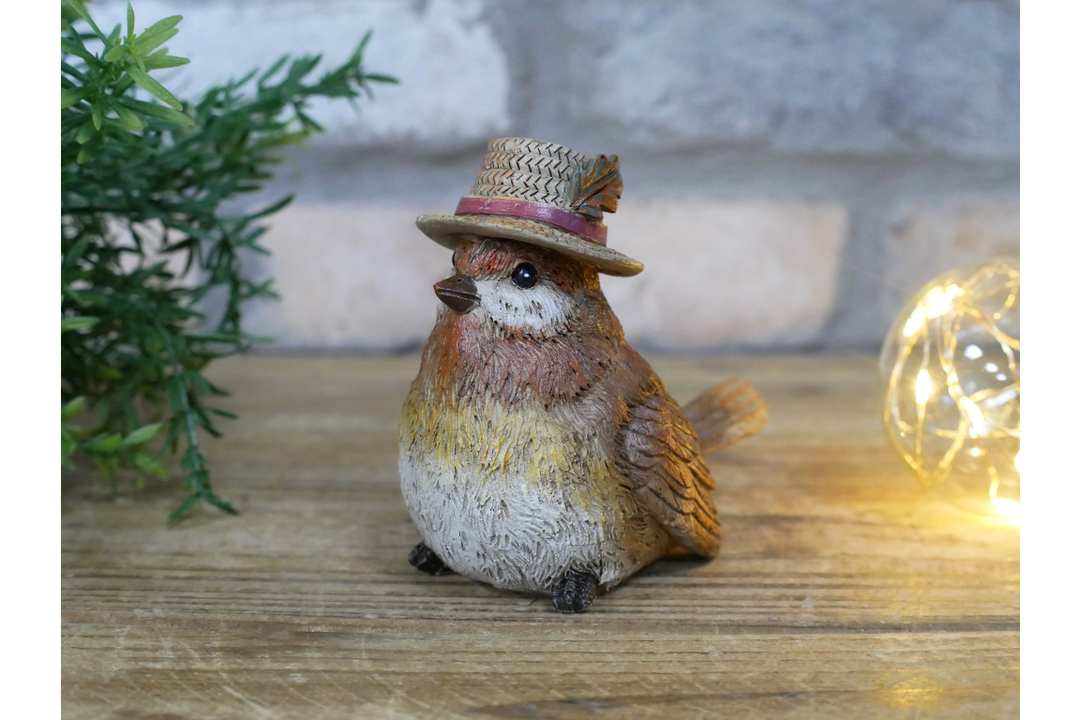 Robin Ornaments with Hats – Straw & Acorn | Decorative Garden & Home Sculptures
