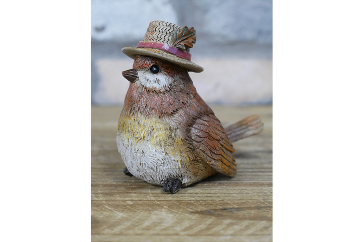 Robin Ornaments with Hats – Straw & Acorn | Decorative Garden & Home Sculptures