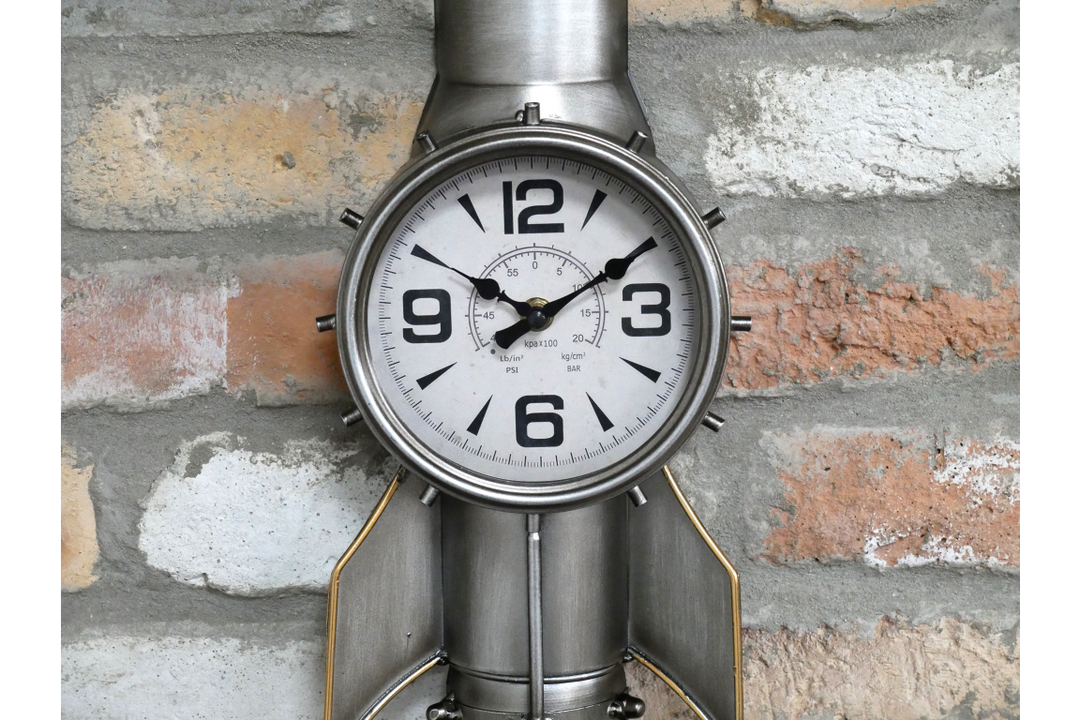 Space Rocket & Astronaut Decorative Clocks | Fun Space-Themed Timepieces