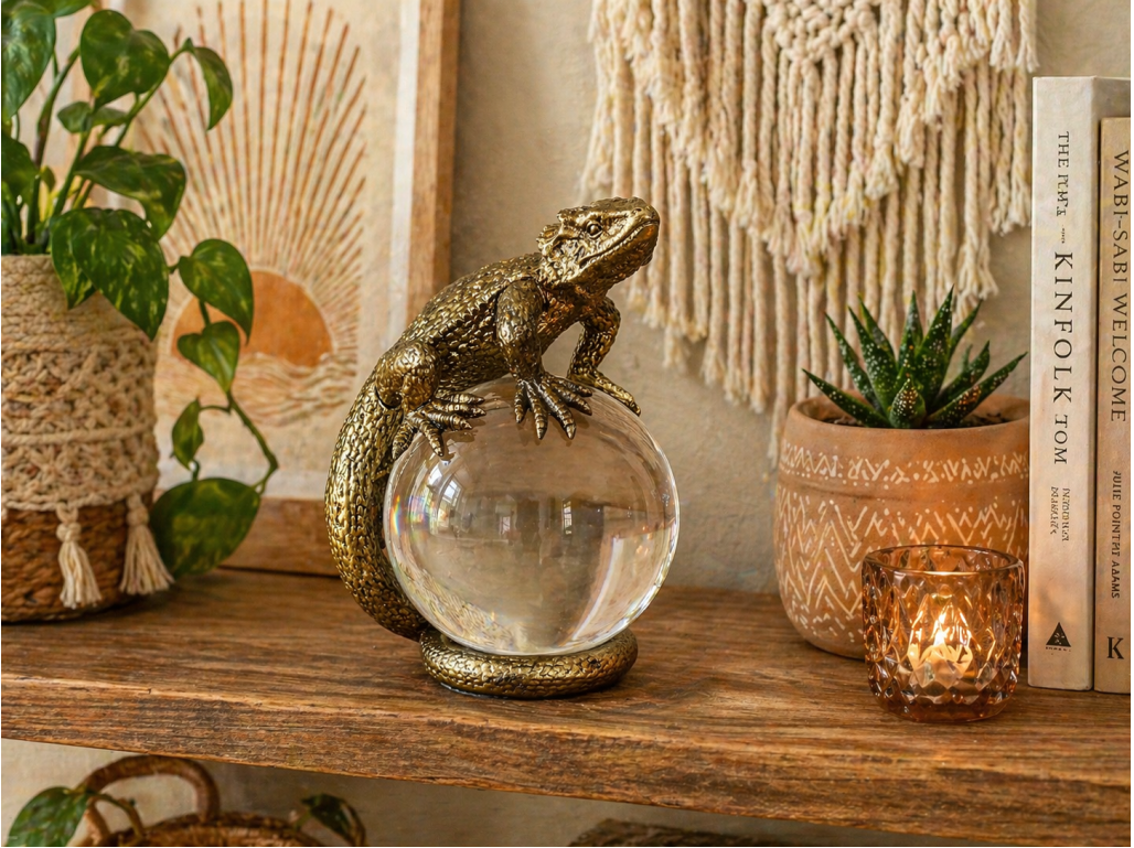 Lizard on Glass Ball Ornament – Decorative Animal Sculpture