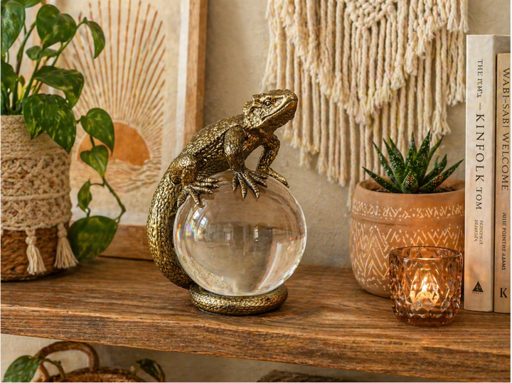 Lizard on Glass Ball Ornament – Decorative Animal Sculpture