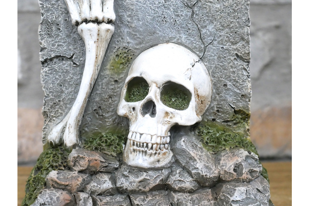 RIP Gravestone Ornament – Gothic Halloween Tombstone Décor Display