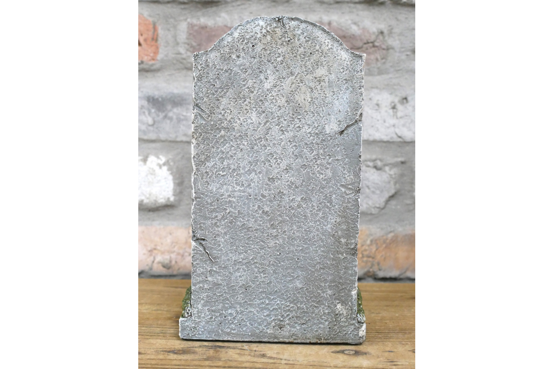 RIP Gravestone Ornament – Gothic Halloween Tombstone Décor Display