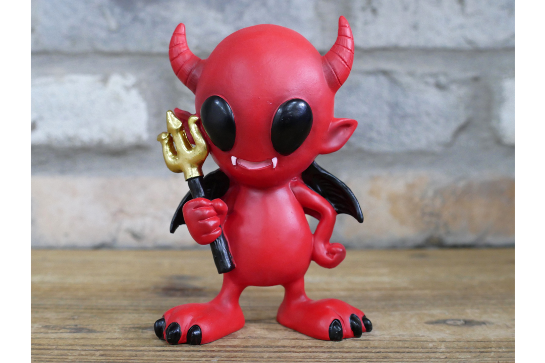 Little Devil Ornament – Gothic Red Wooden Figurine Decorative Home Décor