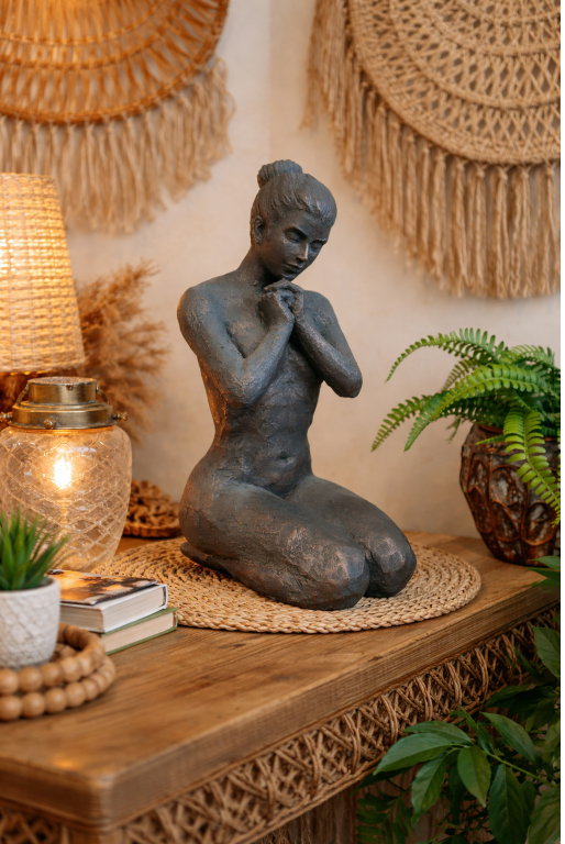 Large Kneeling Man & Woman Sculptures | Decorative Figurine Home Decor