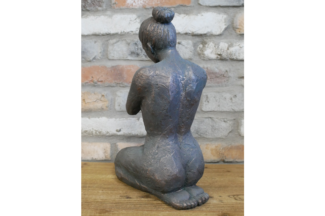 Large Kneeling Man & Woman Sculptures | Decorative Figurine Home Decor