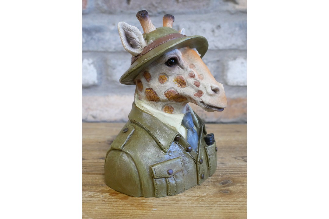 Small Animal Bust Ornaments – Horse, Robin, Giraffe & Mallard Decorative Sculptures