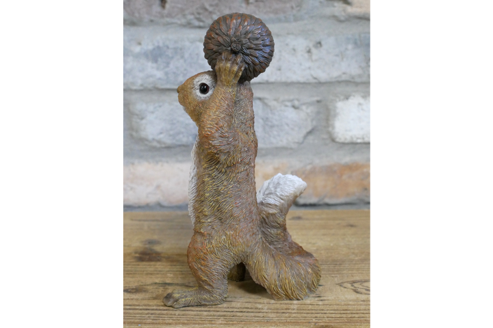 Squirrel with Acorn Ornament – Charming Woodland Animal Figurine & Home Décor