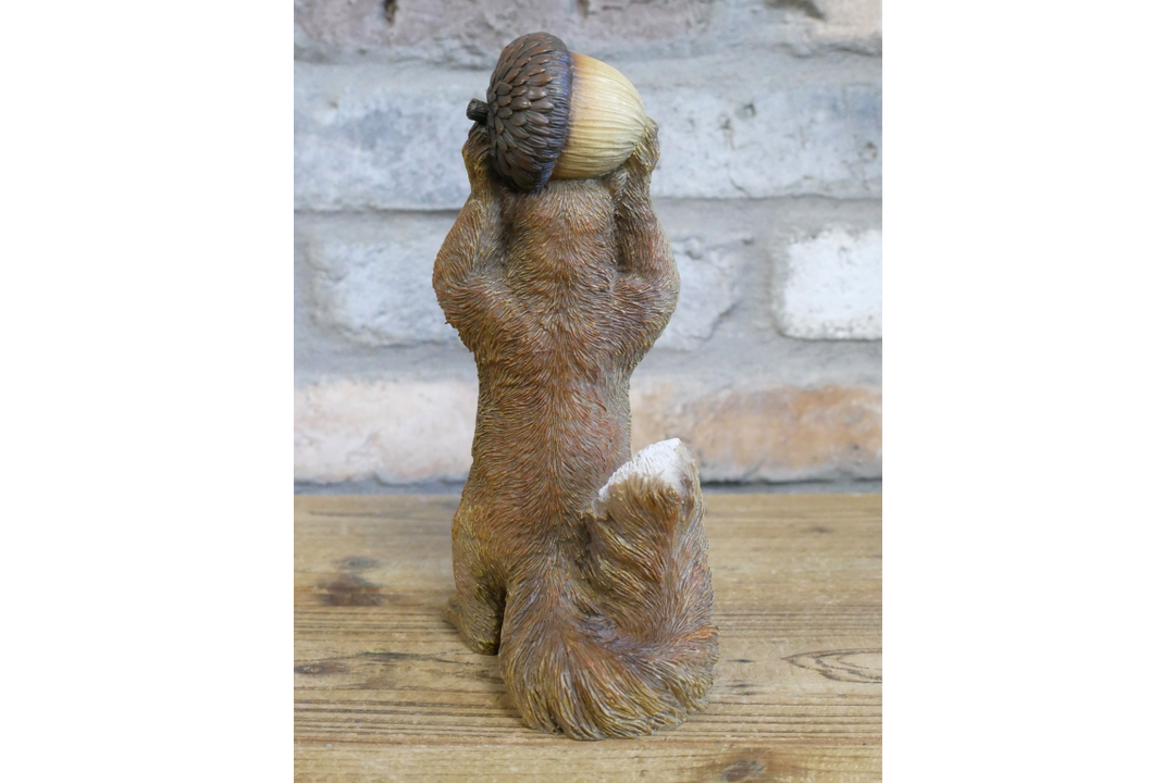 Squirrel with Acorn Ornament – Charming Woodland Animal Figurine & Home Décor