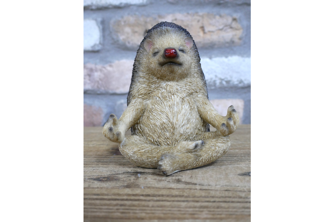 Meditation Hedgehog Ornament – Cute Woodland Animal Figurine & Peaceful Home Décor