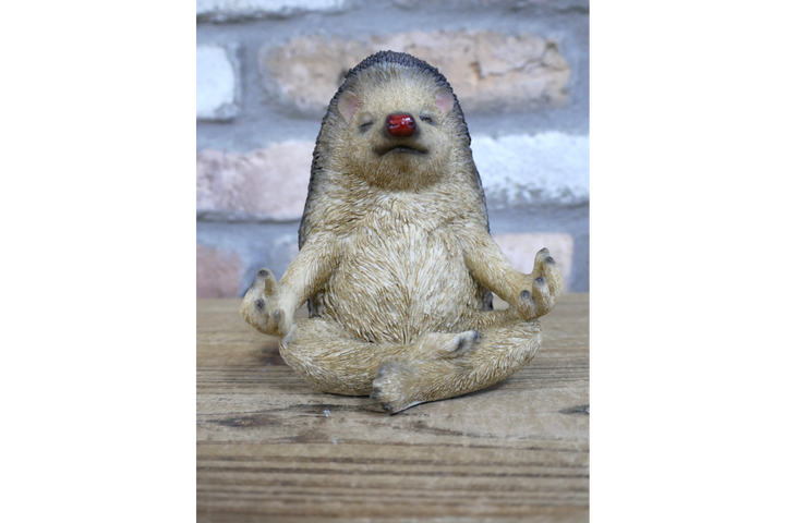 Meditation Hedgehog Ornament – Cute Woodland Animal Figurine & Peaceful Home Décor