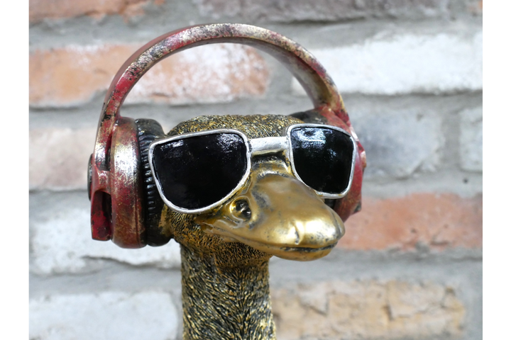 Emu with Headphones Bust – Quirky Bird Figurine & Unique Animal Home Décor