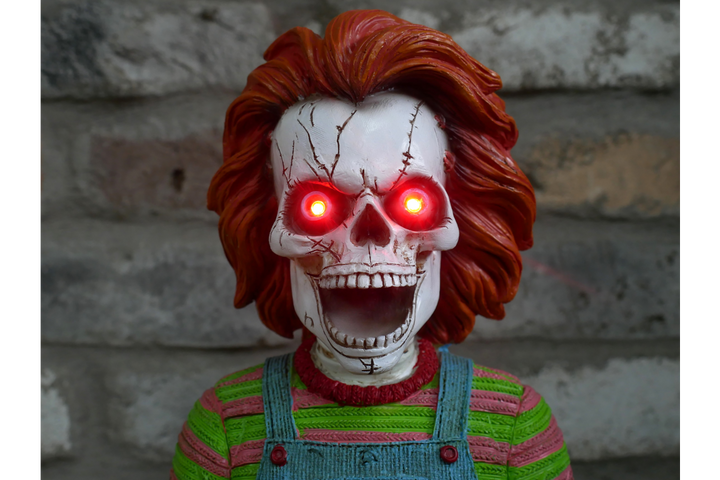 Light-Up Skeleton Bust Ornament – Gothic LED Skull Statue Halloween Décor