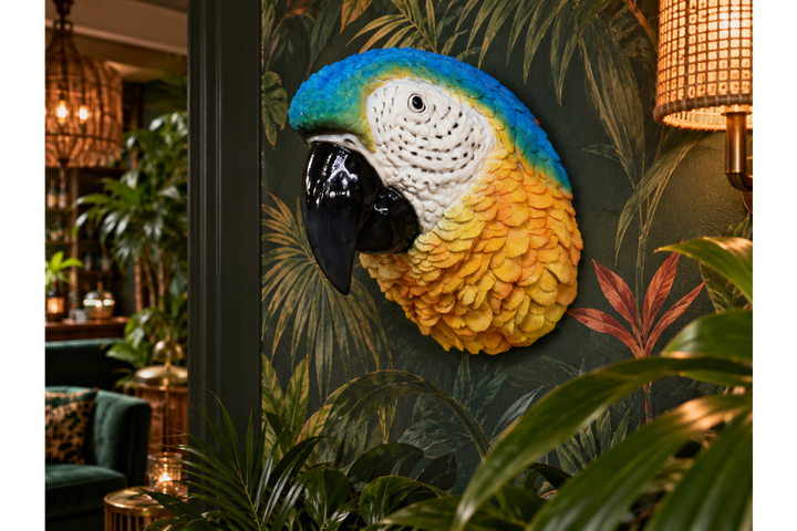 Parrot Head Ornament – Large Tropical Bird Sculpture & Exotic Home Décor