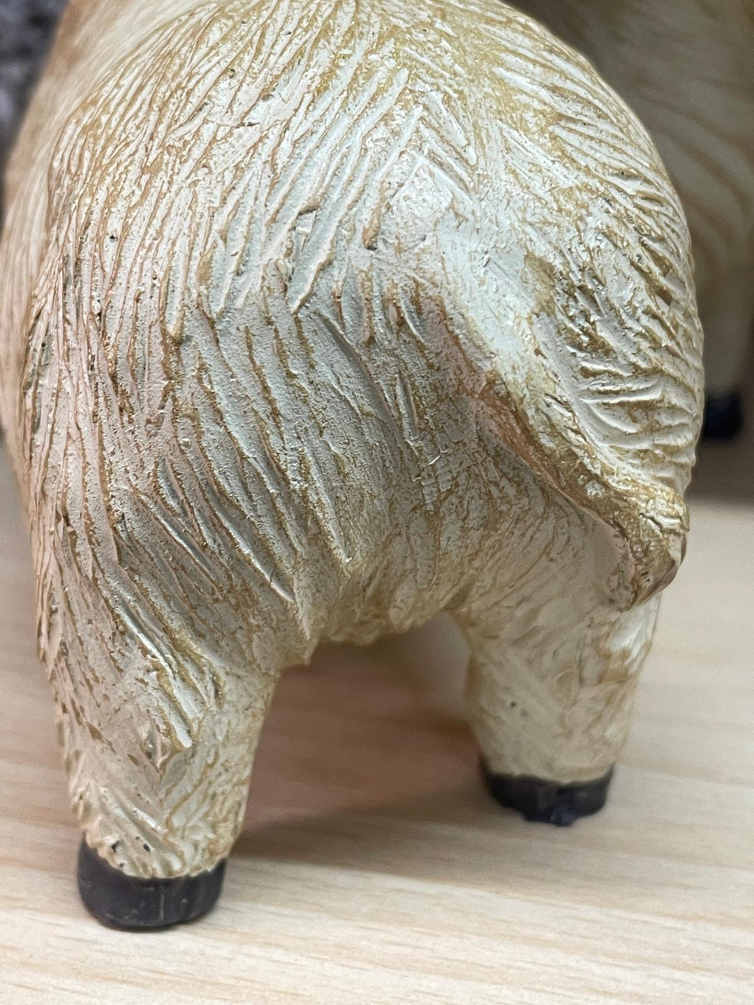 Highland Cow white blowing bubble gum standing ornament decorative