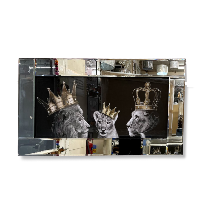 Liquid Art Lion King and Queen with Cubs