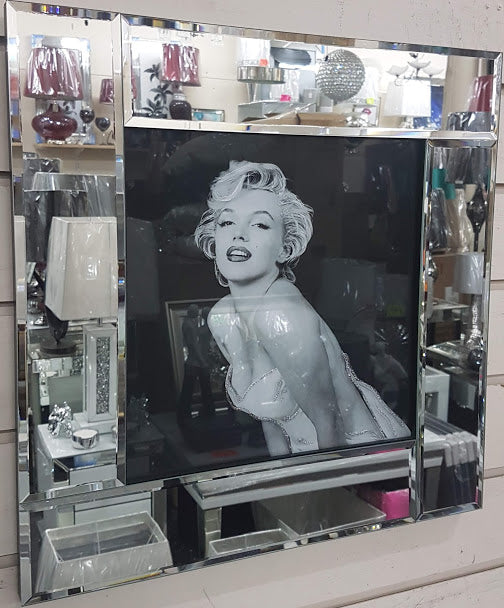Marilyn Monroe Side Pose Wall Art with Mirror Frame