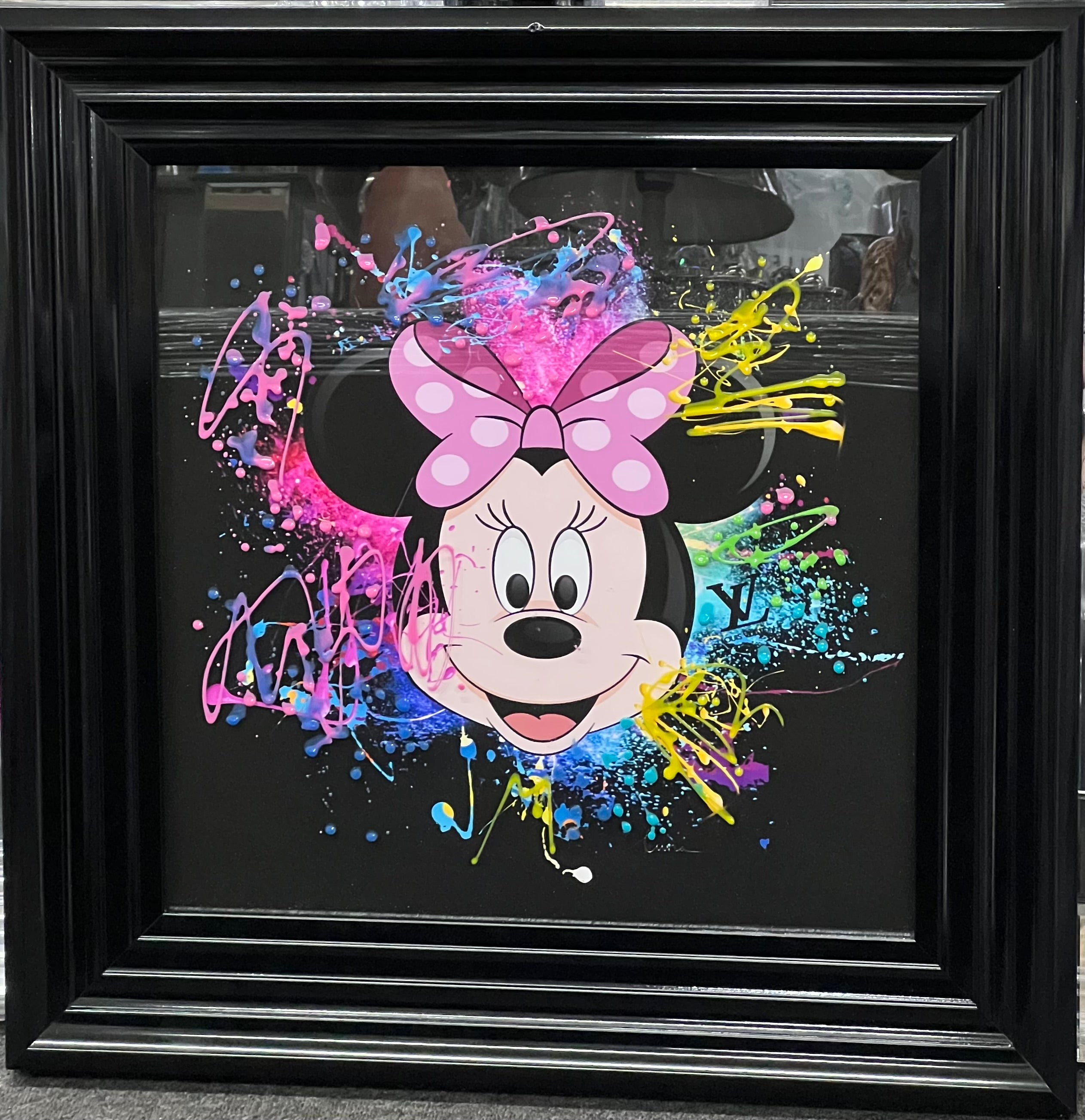 Disney Minnie Mouse アートフレーム Minnie Mouse Face Multicolour Liquid Art with Black Frame – The