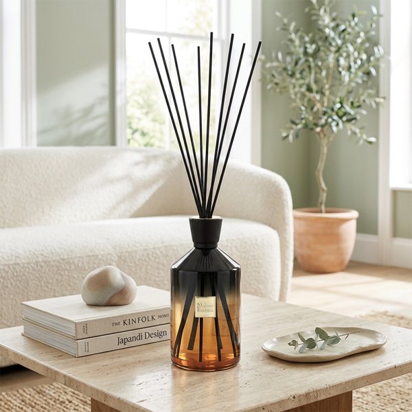 Dubai Inspired Reed Diffuser Atlantis Saffron Cedar, Tonka Oud, Spiced Amber And Oud WoodLuxury Home Fragrance