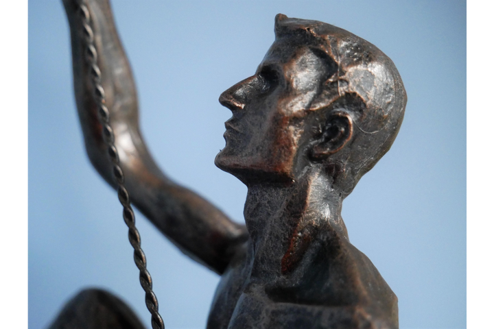 Abseiling men bronze Ornament Hanging men Figurine