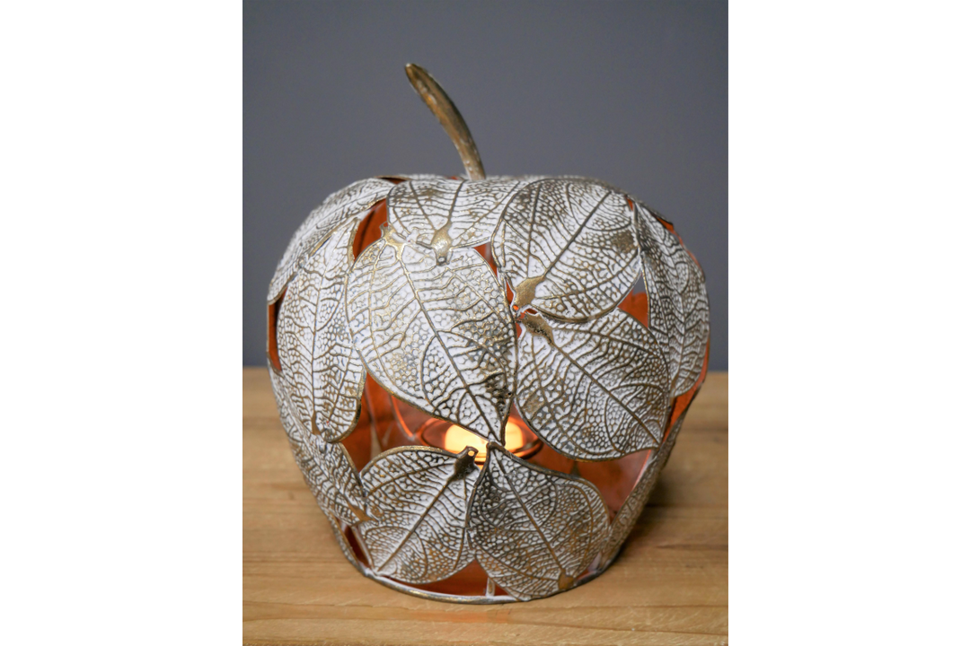 Pear & Apple Candle/tea light Holder fruit metal Ornament kitchen dinning Home Decor