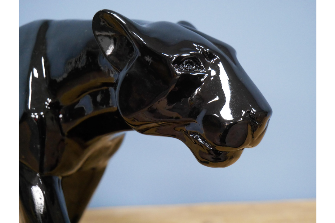 Black Glossy Leopard Ornament marching Figurine statue resin free standing