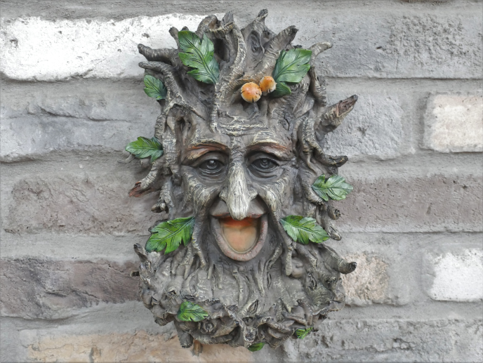 Treeman Decorative Figurine – Treeman Candle Holder & Bird Feeder Garden Ornament