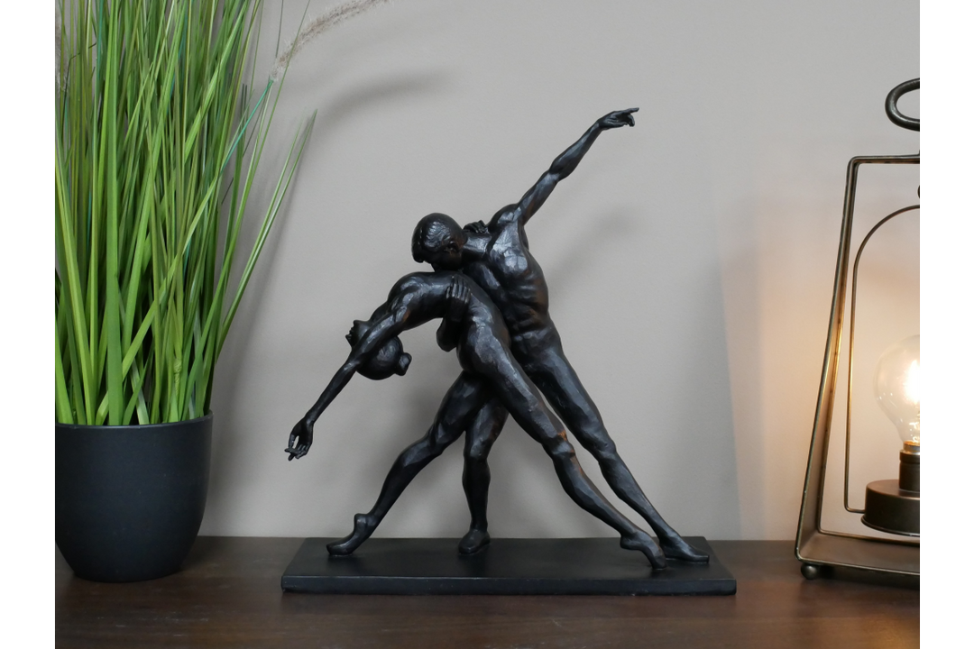Elegant Dancing Couple Statue Ornament Romantic Figurine black made resin decor