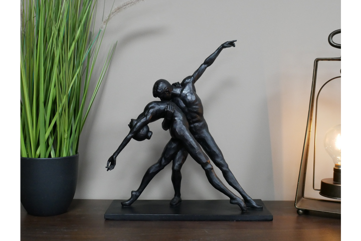 Elegant Dancing Couple Statue Ornament Romantic Figurine black made resin decor