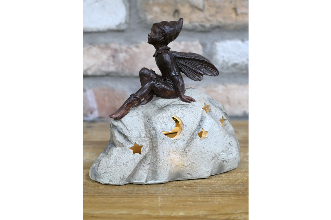 Rustic Fairy on Stone Statue Garden Ornament solar power Figurine Home Decor