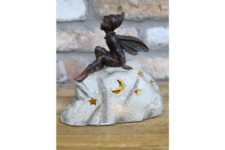 Rustic Fairy on Stone Statue Garden Ornament solar power Figurine Home Decor