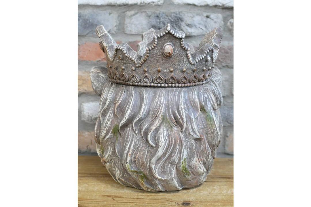 Lion & Monkey Head Resin Planter –  Decorative Plant Pot | Indoor Outdoor Statement Planter
