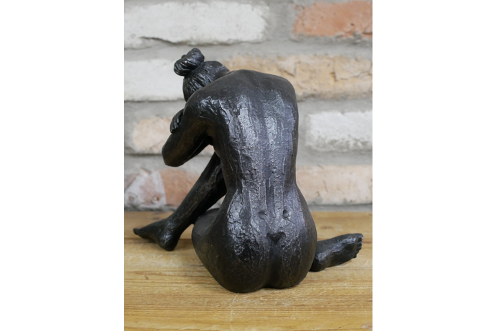 Sitting Woman & Kneeling Man statue Figurines black resin decorative Ornaments