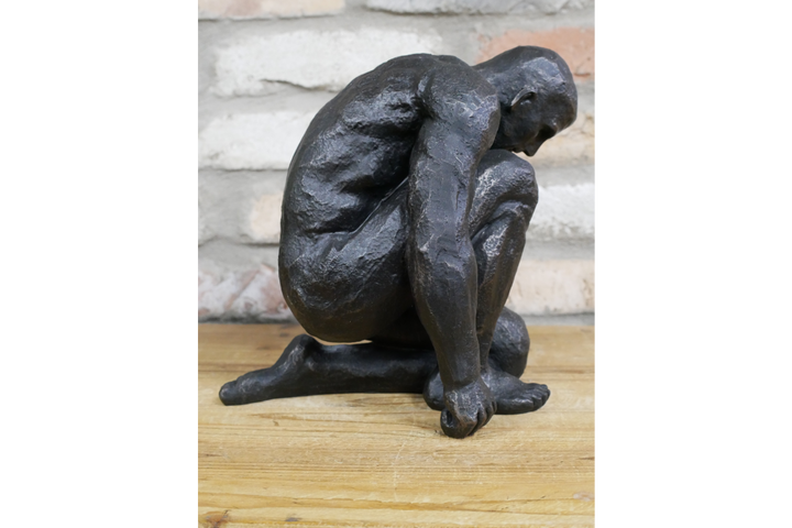Sitting Woman & Kneeling Man statue Figurines black resin decorative Ornaments