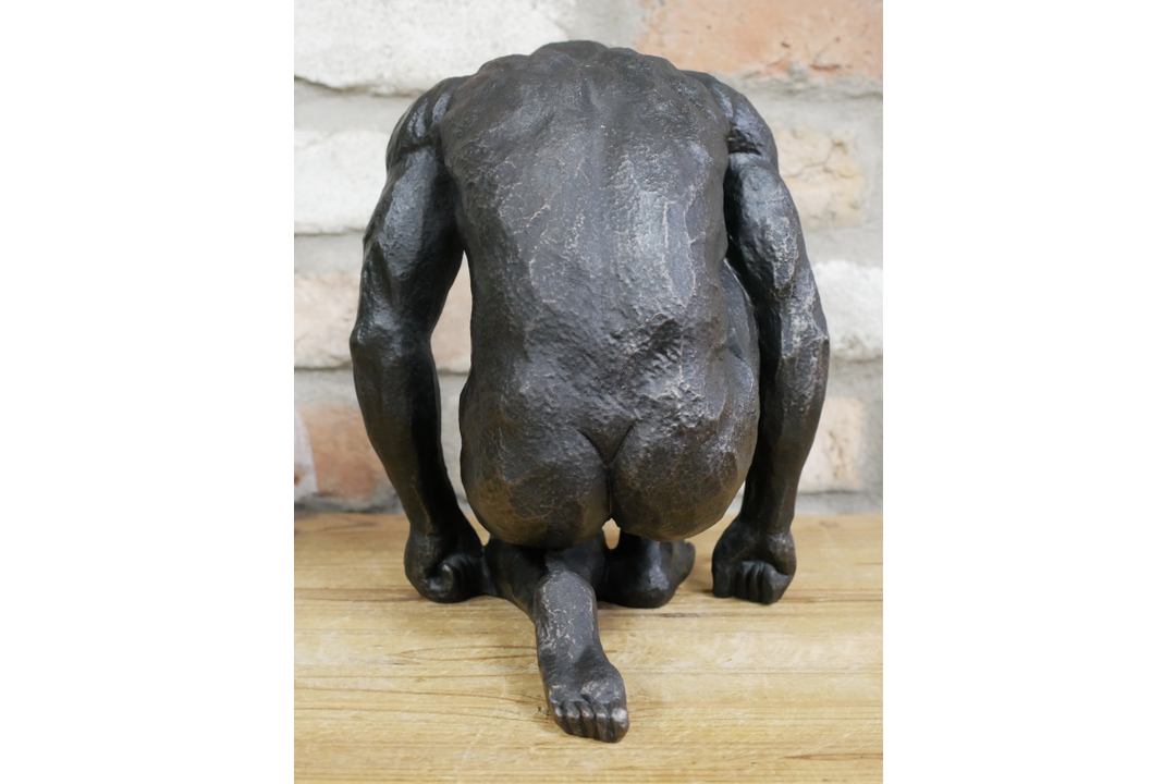 Sitting Woman & Kneeling Man statue Figurines black resin decorative Ornaments