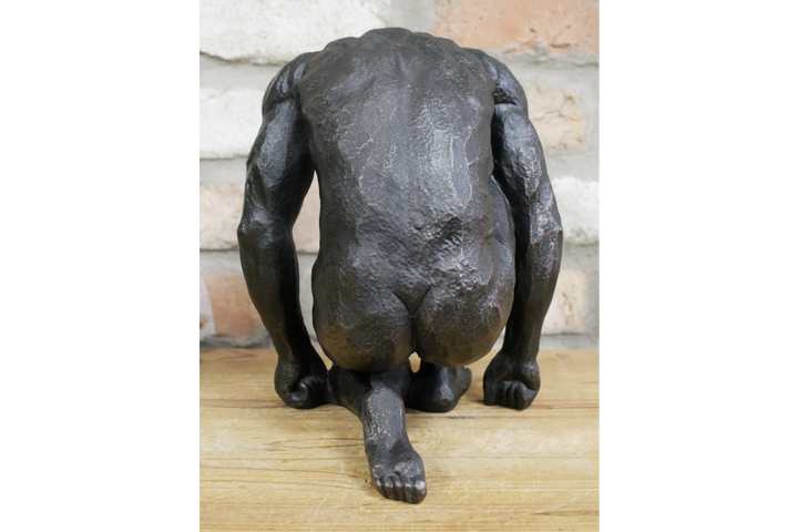 Sitting Woman & Kneeling Man statue Figurines black resin decorative Ornaments